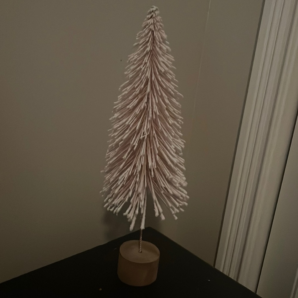 mini pink Christmas tree